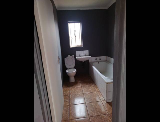 3 BEDROOM PROPERTY TO RENT IN PROTEA GLEN EXT